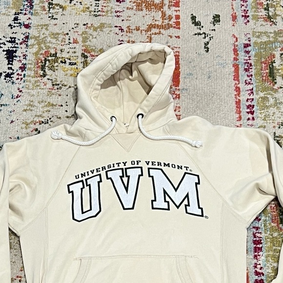 University of Vermont Catamounts NCAA College Hoodie Sweatshirt - Picture 2 of 8